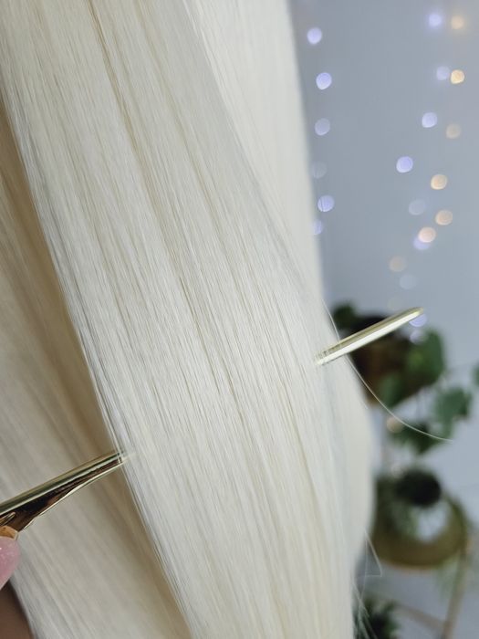 Peruka premium Kim Kardashian lace front naturalna długa fryzura