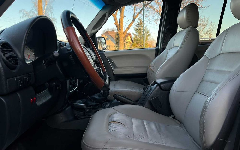 Jeep Liberty 2003