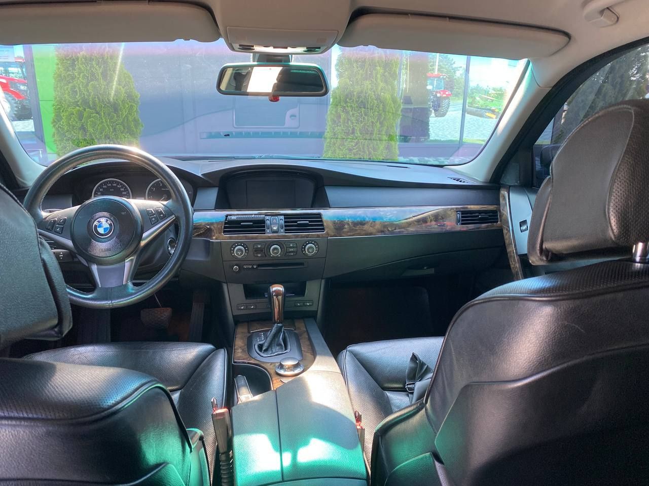 Продам BMW 5 series E60