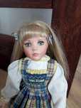 Lalka /porcelana, kolekcjonerska