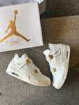 Jordan 4 Retro Metallic Gold R.45