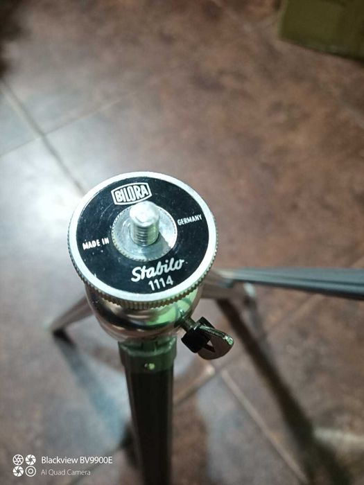 трипод для фото техники