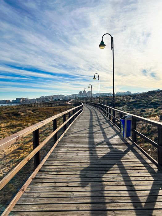 Apartament w Hiszpanii z widokiem na morze 250m. od plaży