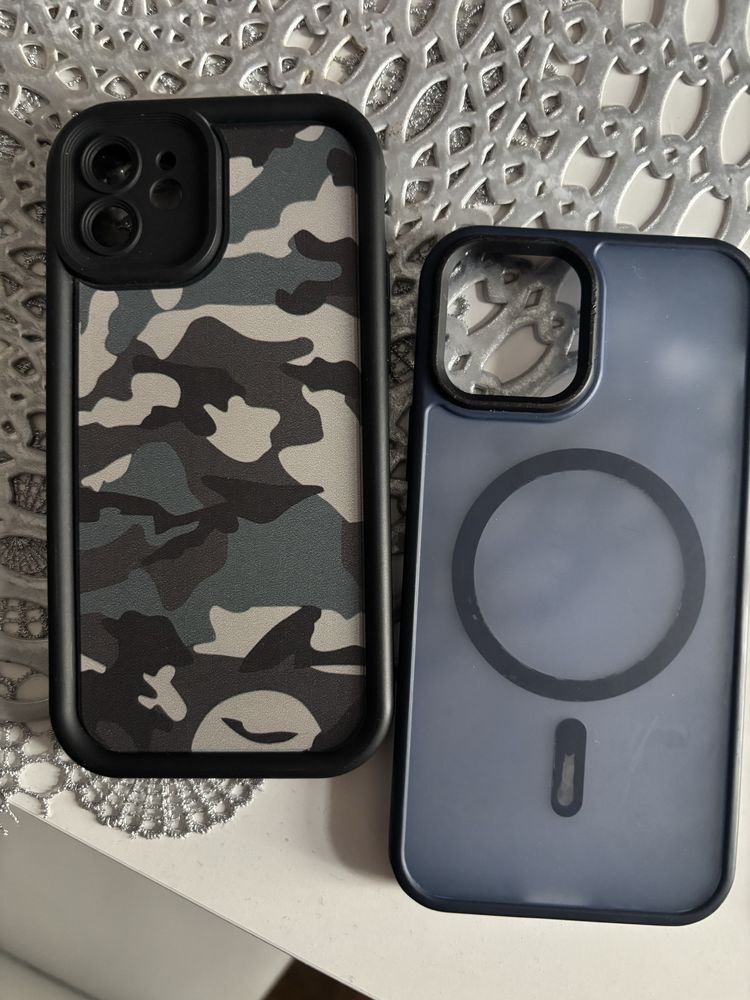 Sprzedam 4 etui do iphone 12