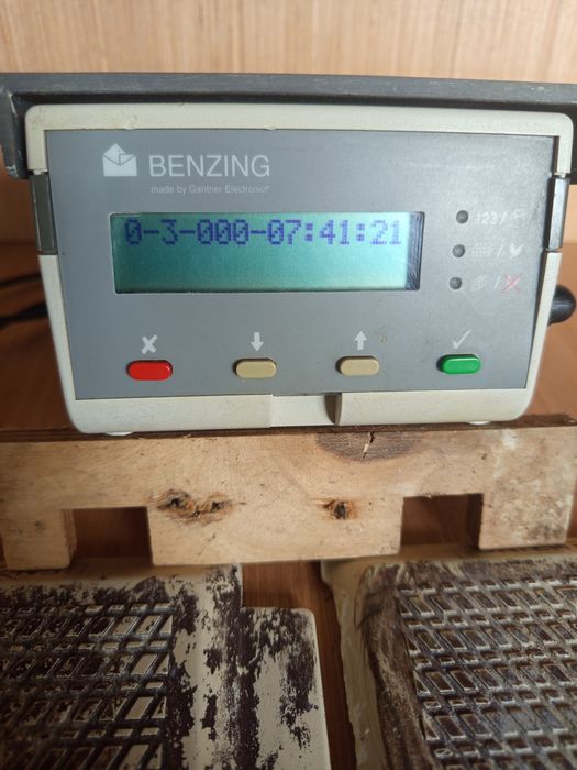 Zegar benzing express + dwie anteny