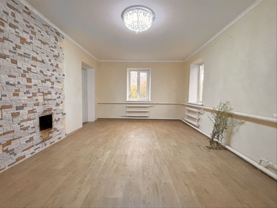 Без комиссии, с Новой крышей! Продам дом в Орловщине.