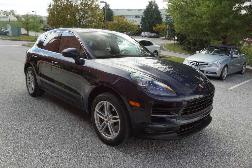 Porsche Macan S      2019