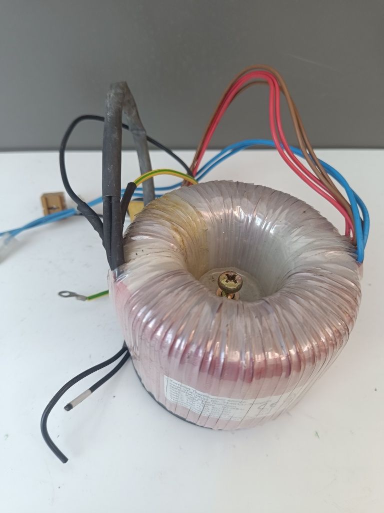 transformador toroidal de 405VA