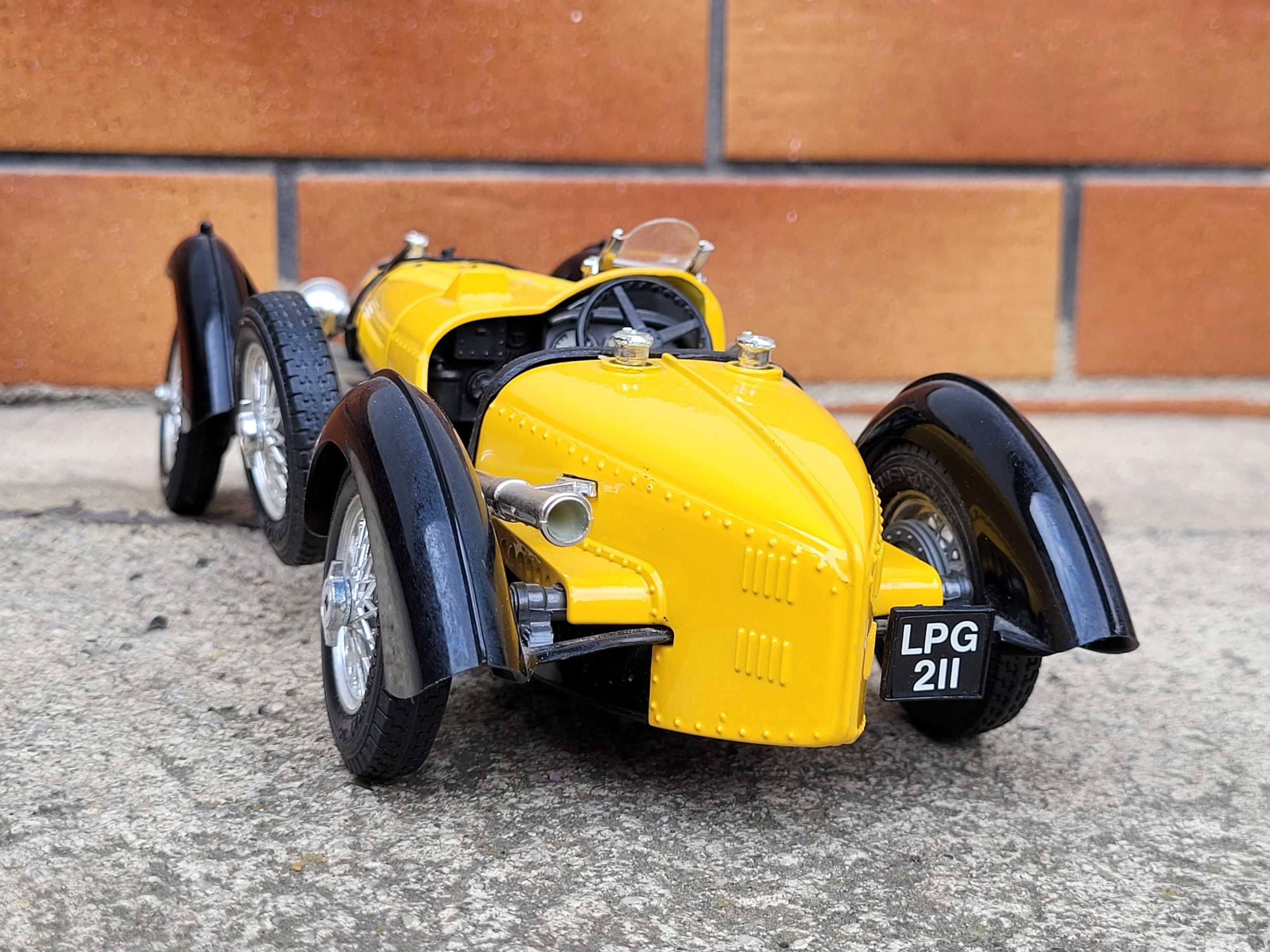 Kolekcja modeli 1:18 Bugatti Type 59 Unikat 1934 Bburago