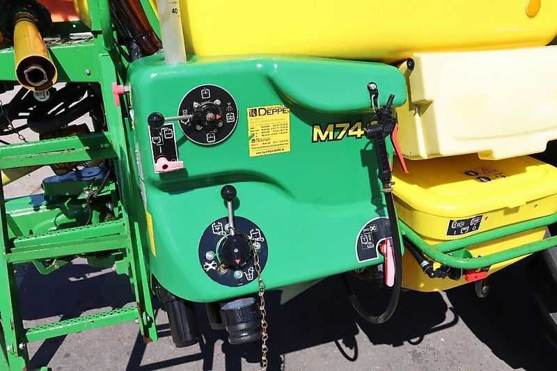 Причепний оприскувач John Deere M 740i 2014 рік виробництва