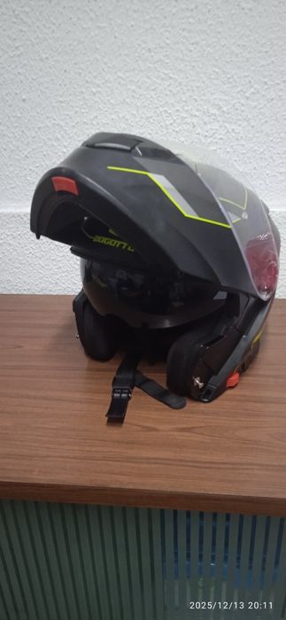 Capacete bogotto