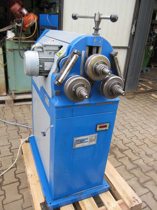 Giętarka do rur walcarka SAF BS 45 profili