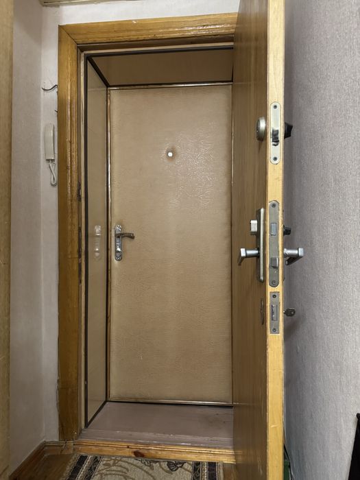 Продам 3 кімнатну квартиру