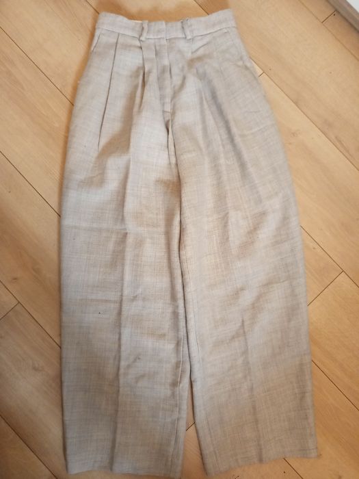 Wełniane spodnie COS 34