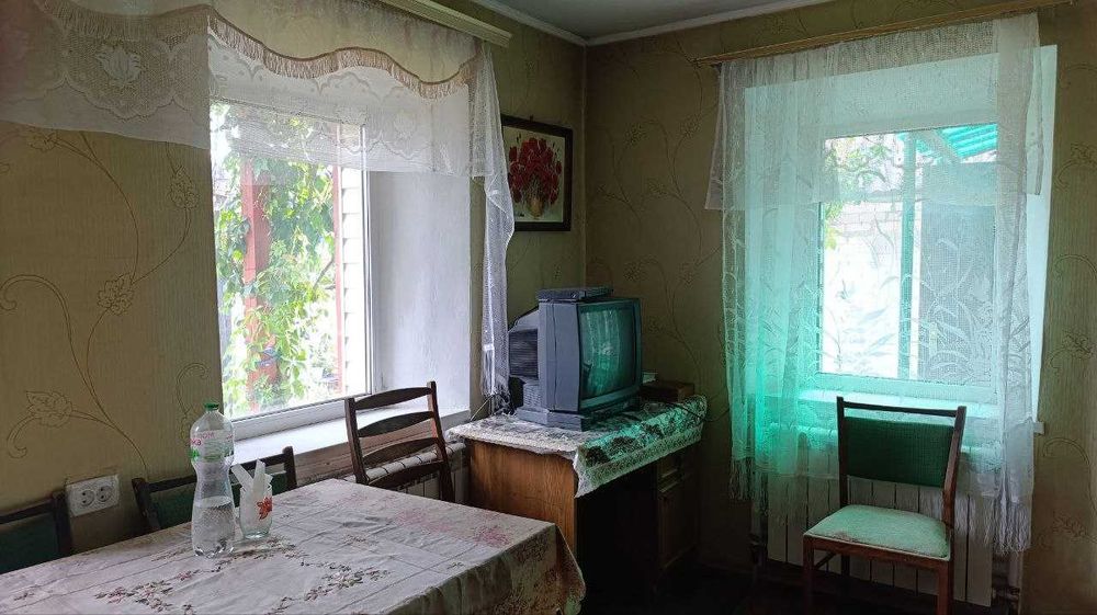 Продам дом в Подгородном с отличным участком