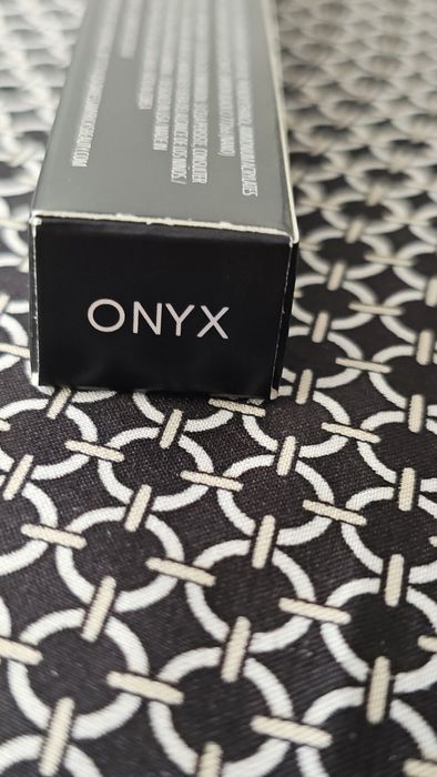 Danessa Myricks Beauty  czarny eyeliner