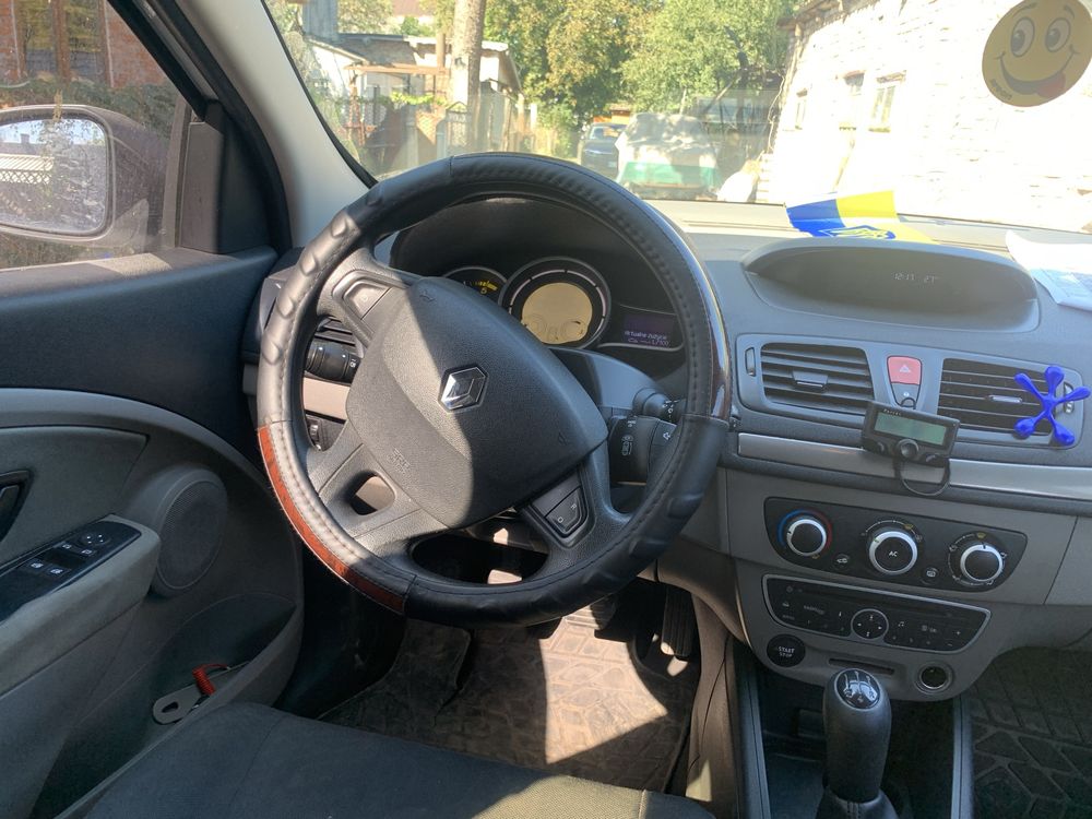 Продам Renault Megane 3 в хечбеку 2011р