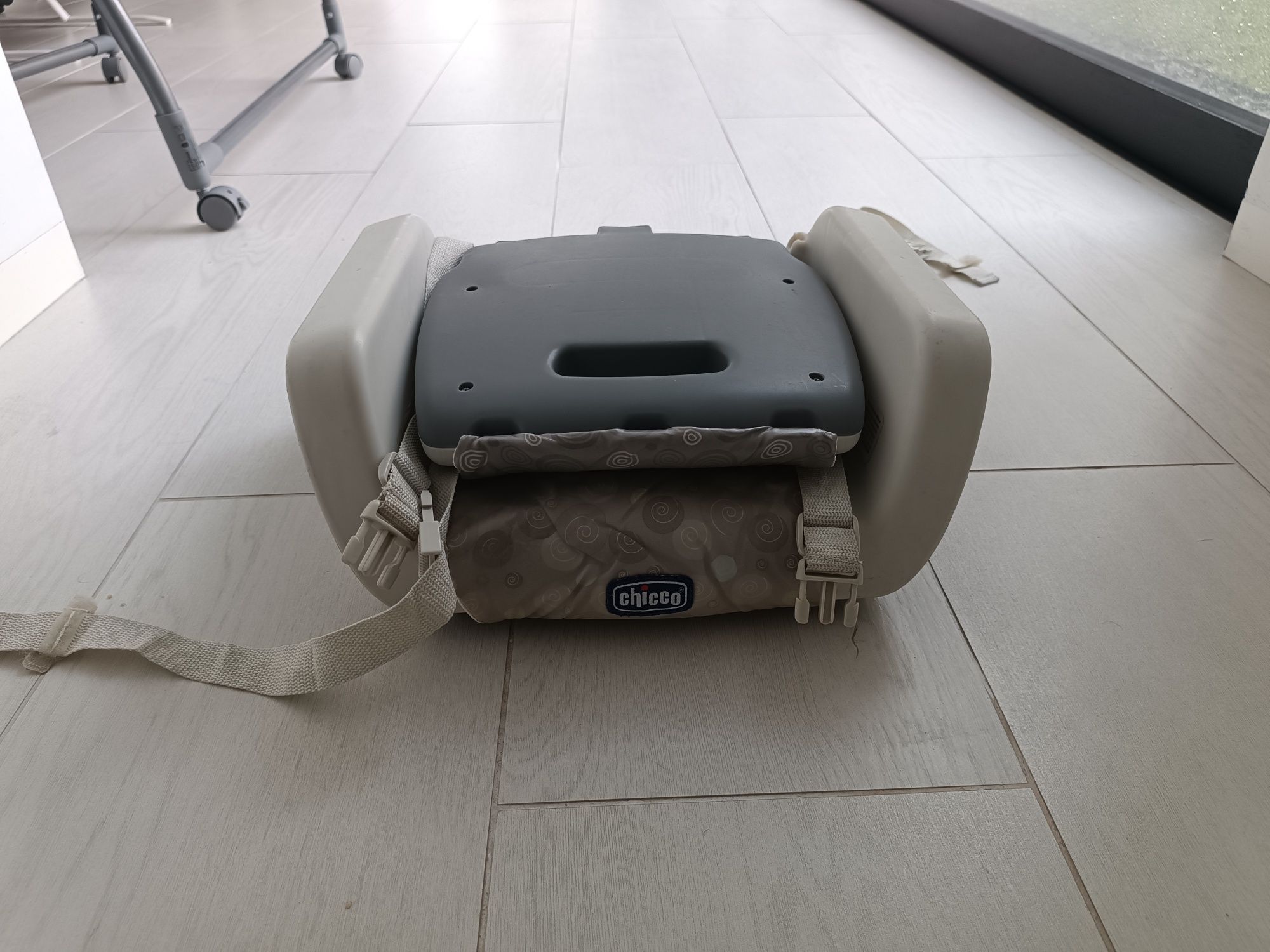 Chicco - assento elevatório