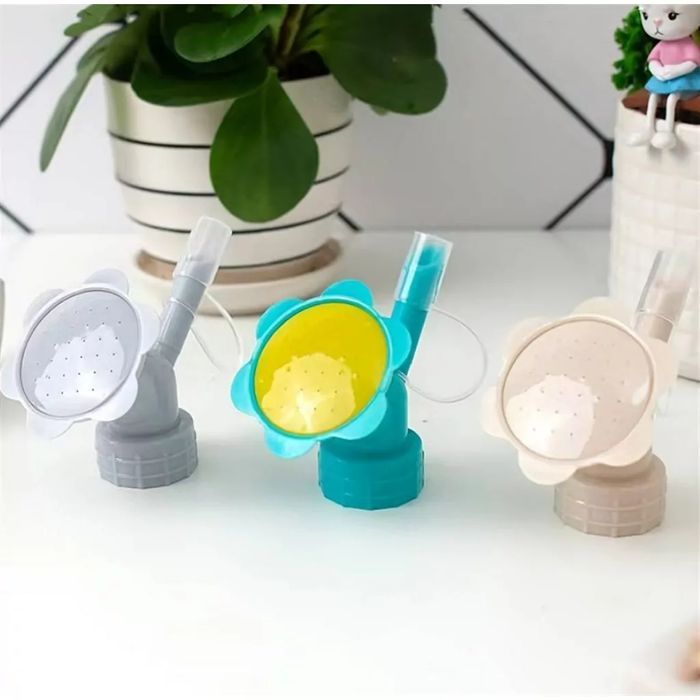 lejek do podlewania kwiatów roślin konewka nakrętka na butelkę 2w1