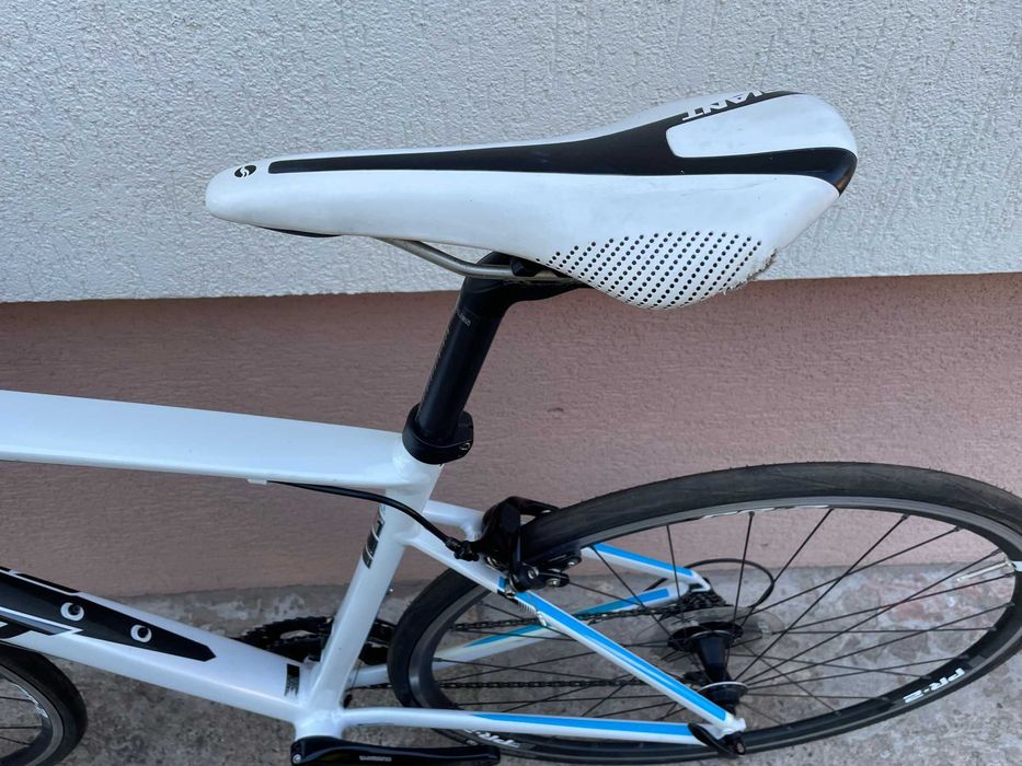 Rower szosowy Giant Defy, Shimano 105 2x11, endurance
