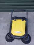 Підмітальна машина Karcher