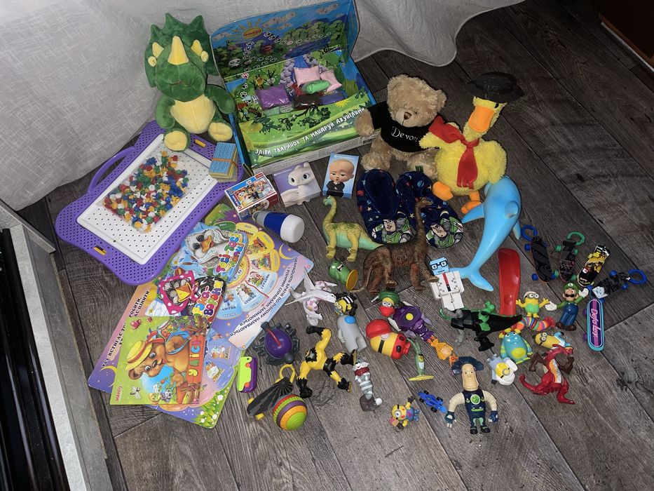 Продам пакет іграшок