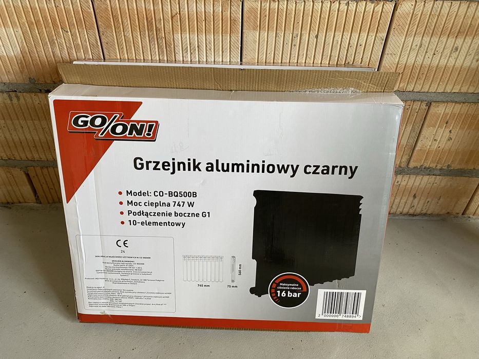 Grzejnik aluminiowy czarny 1szt NOWY