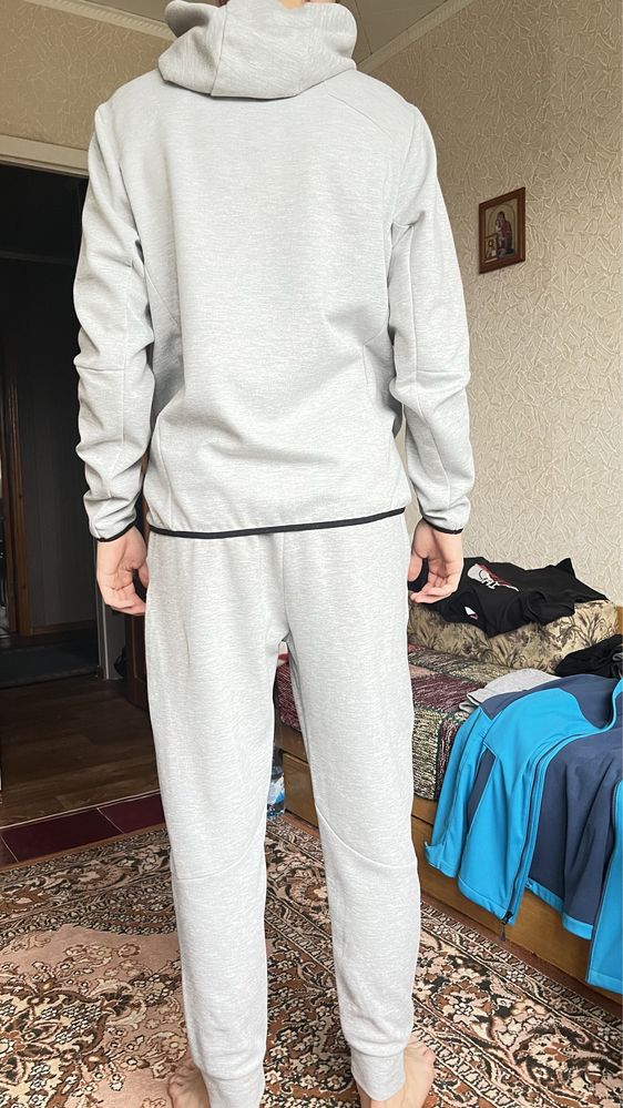Спортивний костюм ZARA