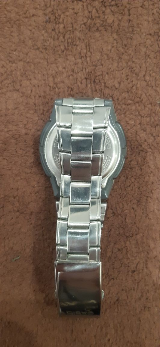 Чоловічий годинник CASIO AW-82
