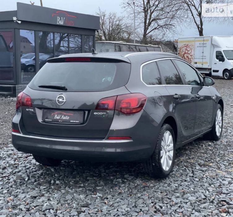 Продам opel astra J 2016 рік