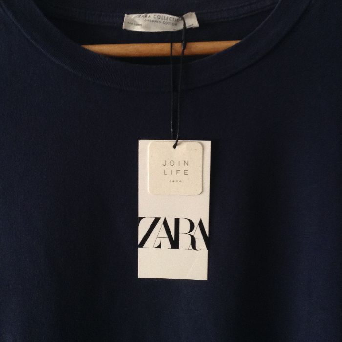 Camisola básica azul escura zara com etiqueta