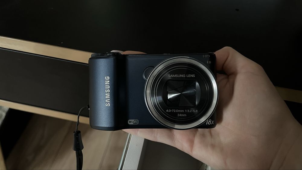 Samsung WB200F granatowy