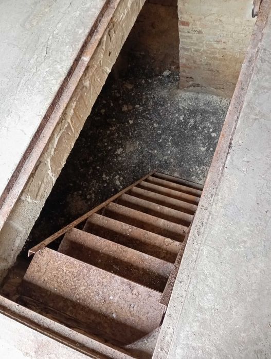 Продається цегляний гараж 21,5 мкв. в кооперативі "Мрія"
7 500 $