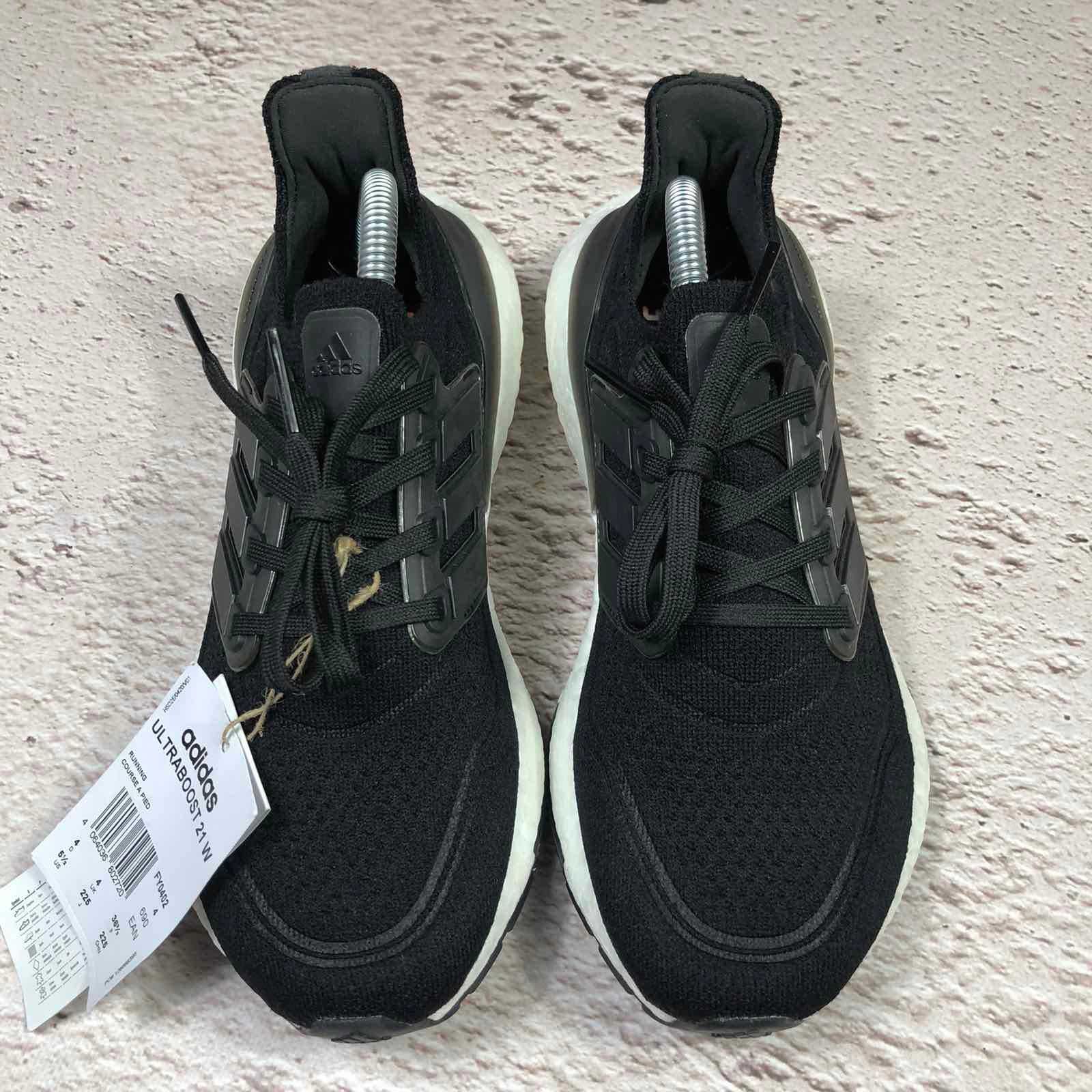 нові! оригінал adidas ultraboost 21 кросівки HQ6339