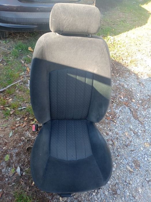 siedzenia przód i tył welurowe Jaguar X-Type 2002 r.