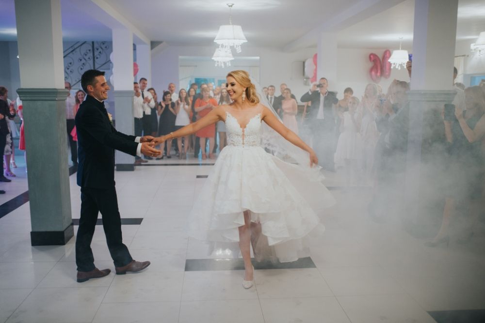 Suknia ślubna  z salonu morelowa