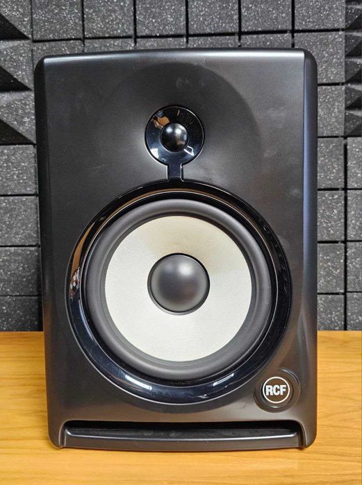 Студійний монітор RCF Ayra 8