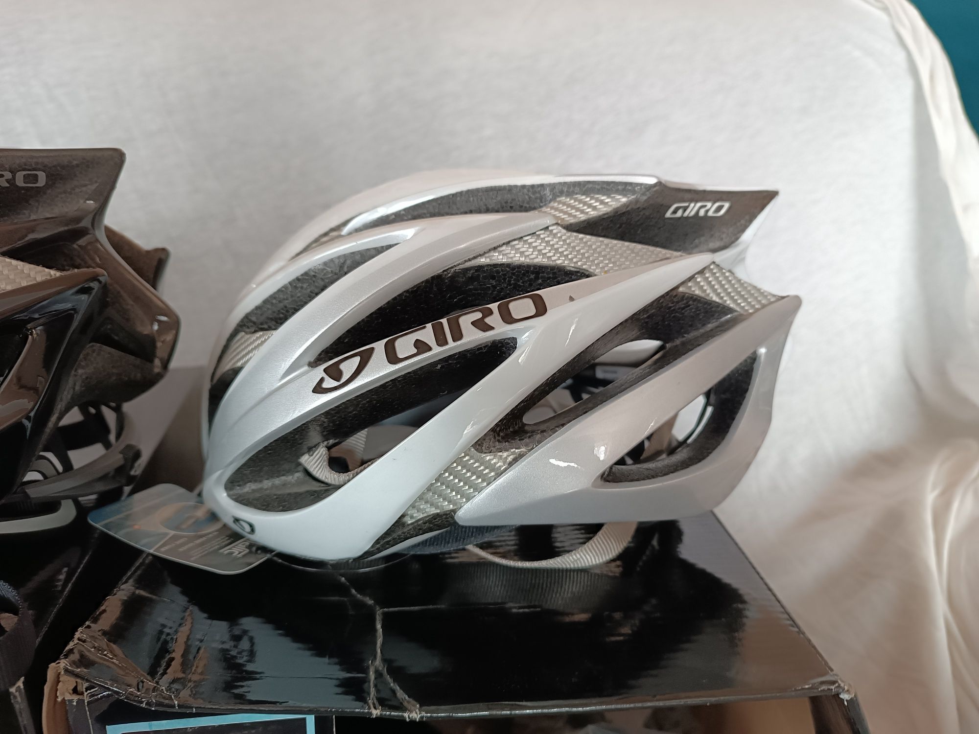 Giro Ionos kask szosowy
