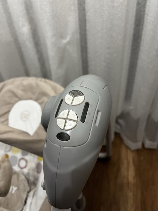 Дитячий заколисуючий центр EL CAMINO