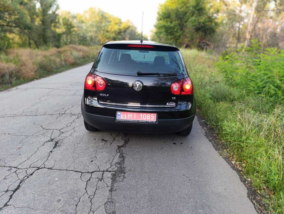 Volkswagen Golf 2008 1,6 МРІ