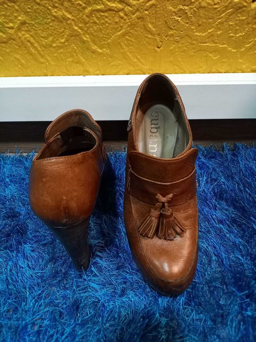 Sapatos Cubanas Nº38