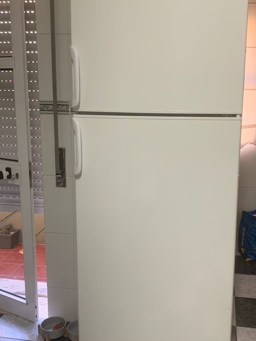 Frigorífico  como novo