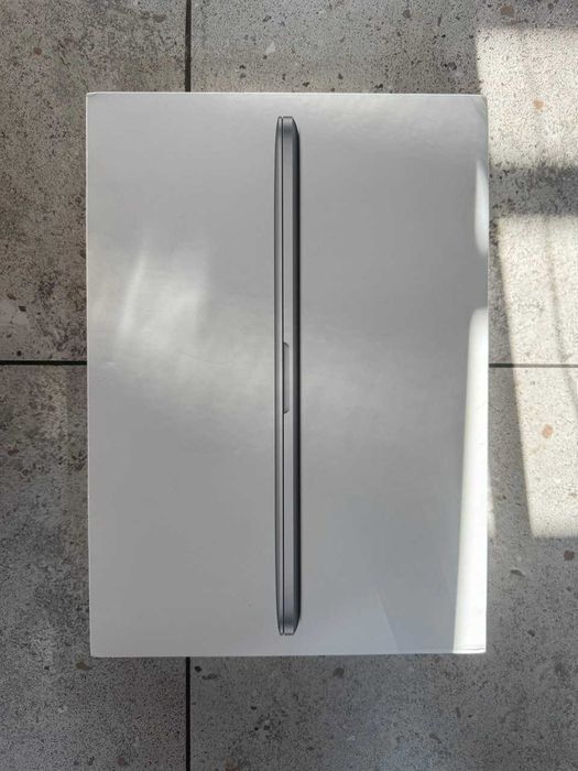 MacBook Pro 15" Retina (Mid 2015), i7 / 16 ГБ / SSD 256GB
