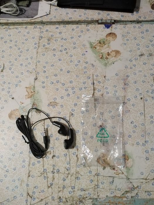 Vendo o phones novo bom estado