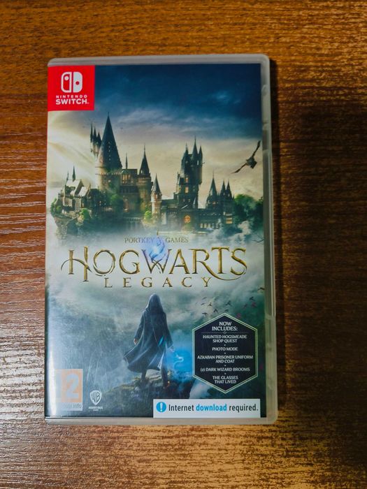 Продам гру на Nintendo Switch Hogwarts Legacy