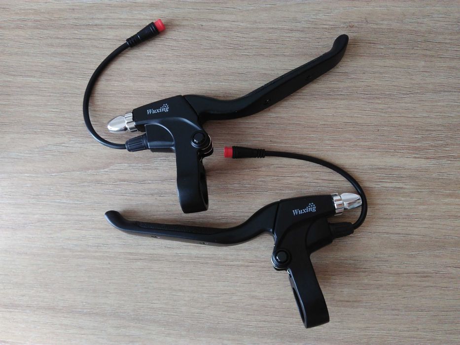 Klamki dźwignie hamulcowe z czujnikiem