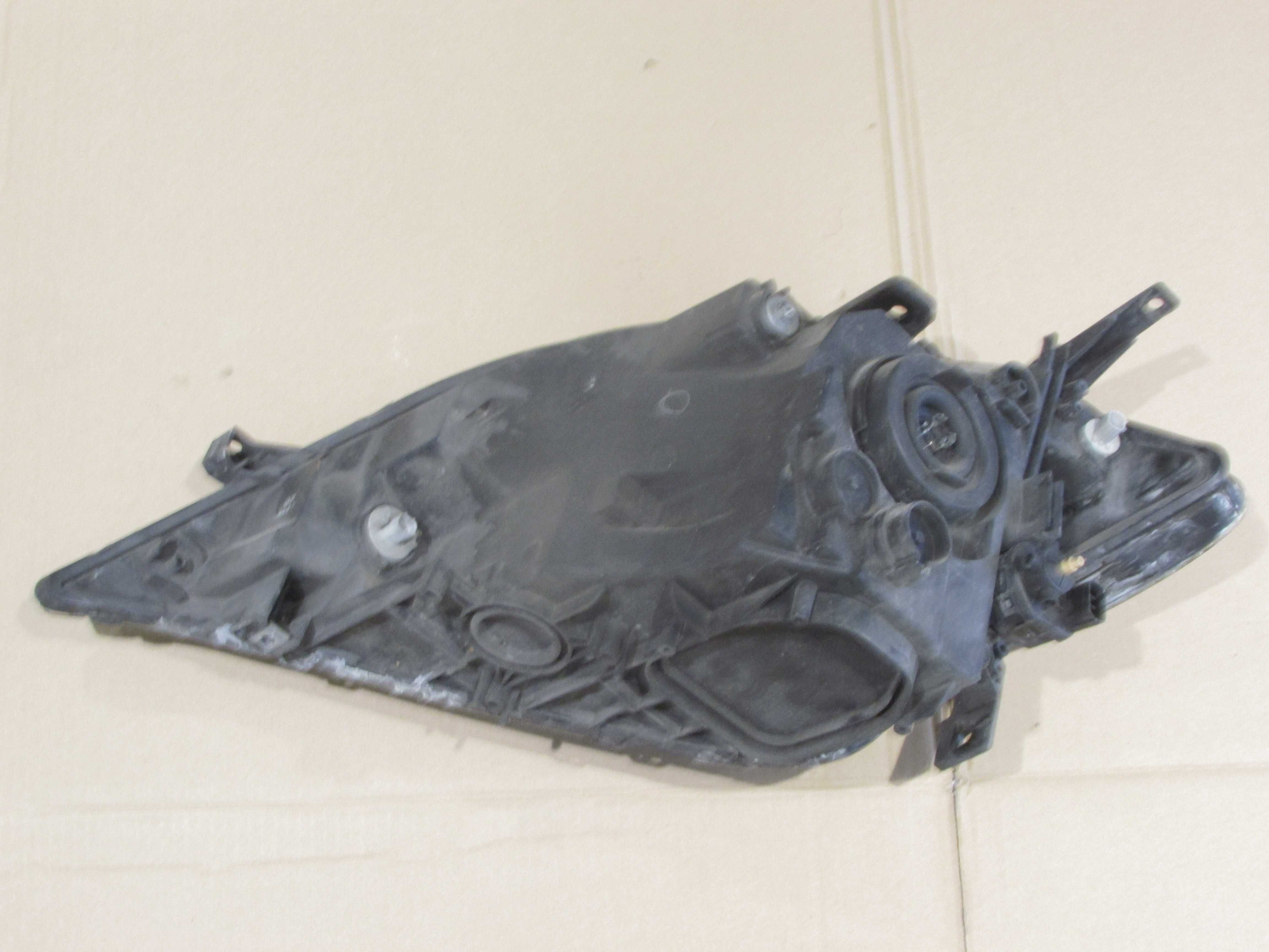 honda frv 05-09 lift lampa prawa przod europa