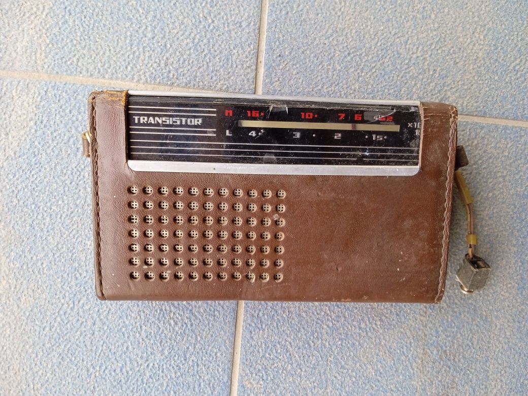 Radio 7 Transistor selga w etui