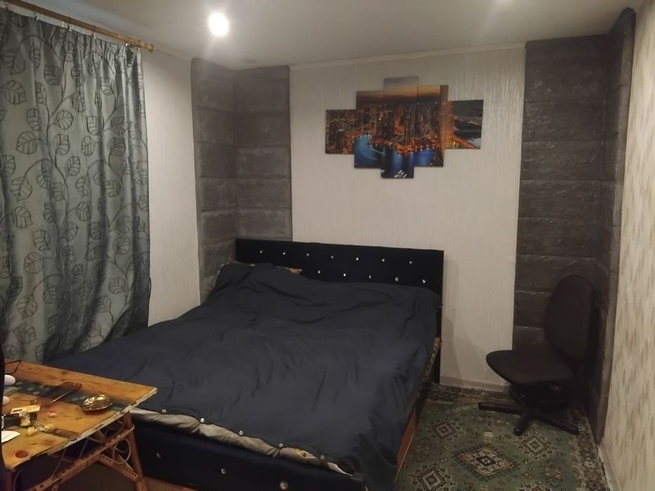 Продам затишну 3-кімнатну квартиру з власним подвір’ям і гаражем!

Про