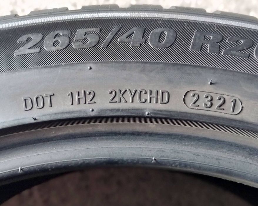 Шини зимові R20 265/40 Kumho Winter Craft WP72